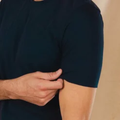 The Blues Singer - Deep Navy Everyman™ Pocket T Shirt