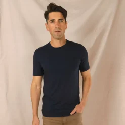 The Blues Singer - Deep Navy Everyman™ T Shirt