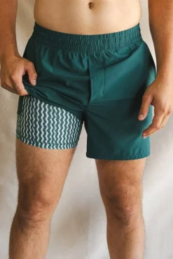 The Green Way - Green Deck Stripe Ball Hammock® 5 Inch Athletic Shorts