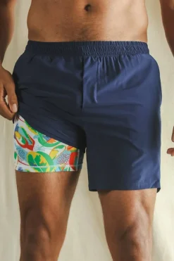 The Hot in Havana - Tropical Navy Ball Hammock® 7 Inch Athletic Shorts