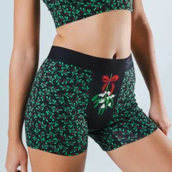 The Kiss Me There - Mistletoe Women’s Boxers
