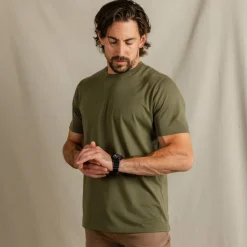 The Manzanilla - Olive Everyman™ T Shirt