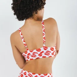 The Pucker Up - Lipstick Kiss Boob Hammock™ Plunge Bralette